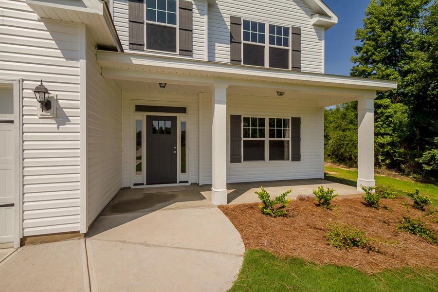 A showcase of a new construction home by Designer Homes of Georgia, highlighting their design and quality (Image 12). A showcase of a new construction home by Designer Homes of Georgia, highlighting their design and quality (Image 12).