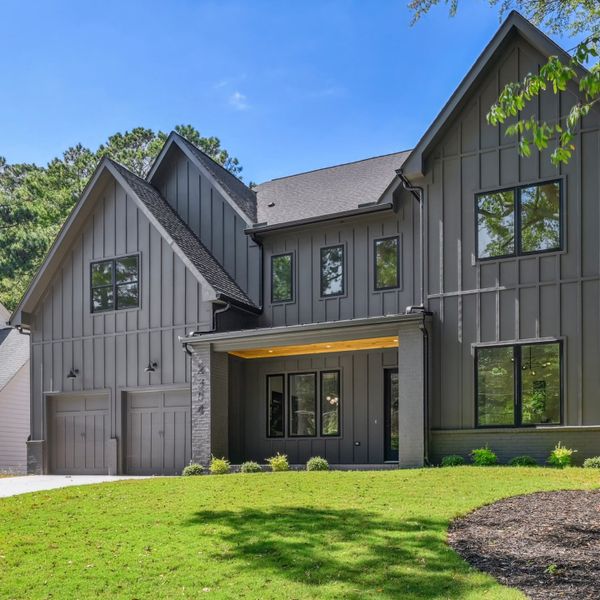 A showcase of a new construction home by Six Points Homes, highlighting their design and quality (Image 7). A showcase of a new construction home by Six Points Homes, highlighting their design and quality (Image 7).