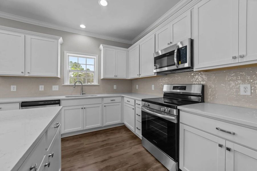 A showcase of a new construction home by Bill Clark Homes, highlighting their design and quality (Image 11).