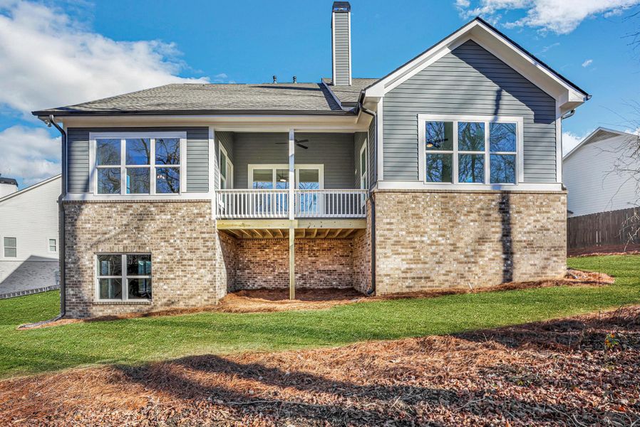 A showcase of a new construction home by Cowart Residential, highlighting their design and quality (Image 6). A showcase of a new construction home by Cowart Residential, highlighting their design and quality (Image 6).