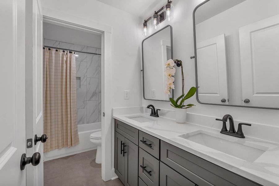 A showcase of a new construction home by MarDon Construction, highlighting their design and quality (Image 18).