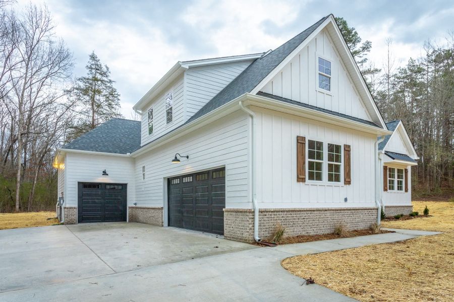 A showcase of a new construction home by Riverstone Construction, LLC, highlighting their design and quality (Image 15).