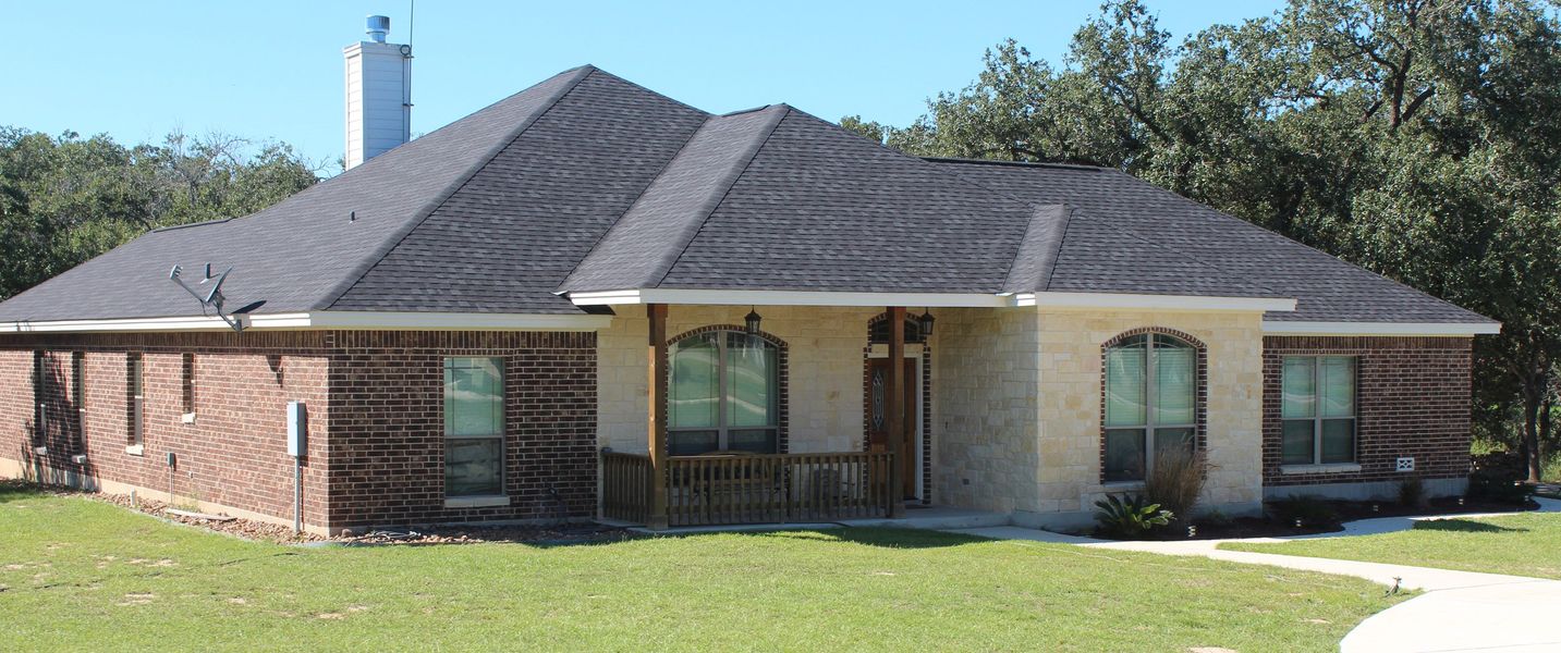 A showcase of a new construction home by Built Rite Custom Homes, highlighting their design and quality (Image 6). A showcase of a new construction home by Built Rite Custom Homes, highlighting their design and quality (Image 6).