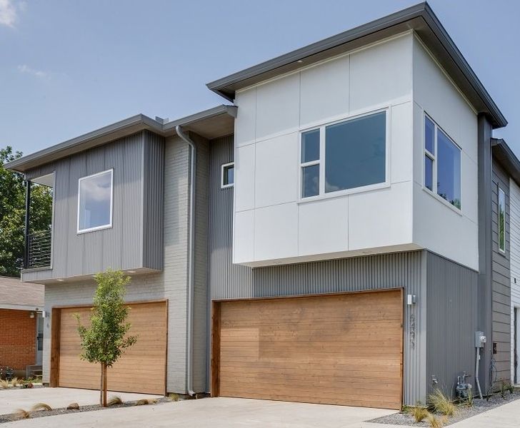 A showcase of a new construction home by Conrad Homes, highlighting their design and quality (Image 8). A showcase of a new construction home by Conrad Homes, highlighting their design and quality (Image 8).