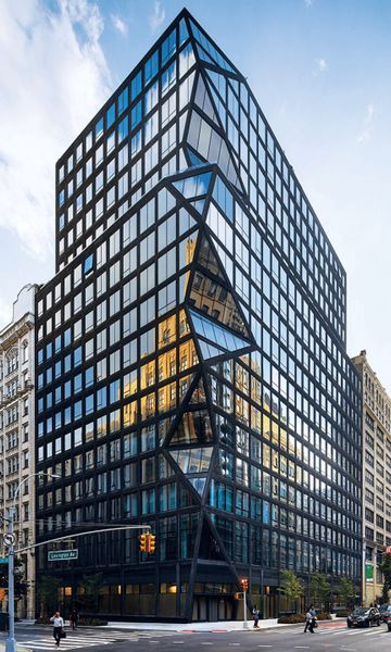 A showcase of a new construction home by Gemdale USA, highlighting their design and quality (Image 4). A showcase of a new construction home by Gemdale USA, highlighting their design and quality (Image 4).