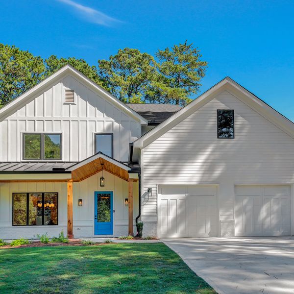 A showcase of a new construction home by Six Points Homes, highlighting their design and quality (Image 5). A showcase of a new construction home by Six Points Homes, highlighting their design and quality (Image 5).