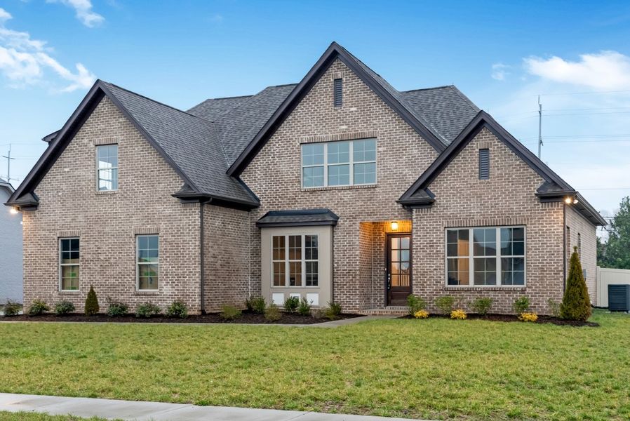 A showcase of a new construction home by Woodridge Homes LLC, highlighting their design and quality (Image 15).