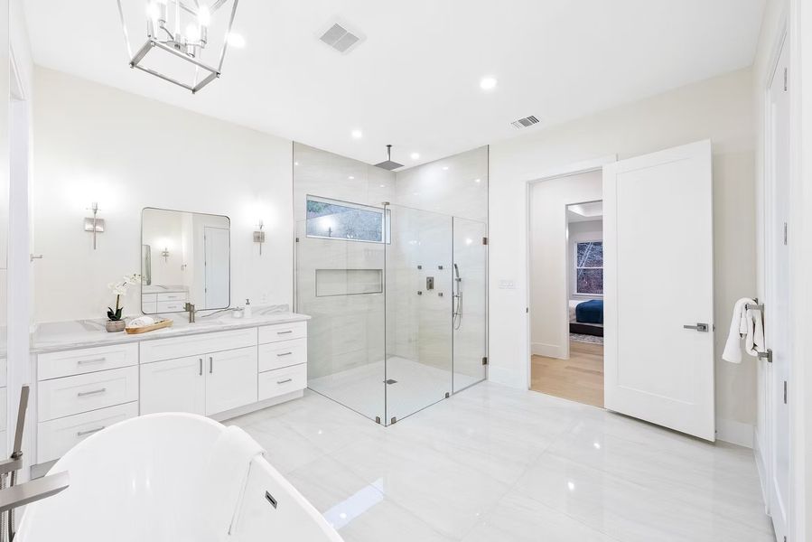 A showcase of a new construction home by Vena Homes, highlighting their design and quality (Image 4).