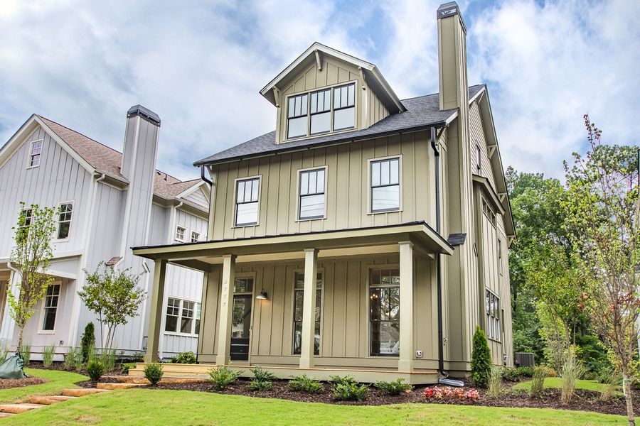 A showcase of a new construction home by McKinney Builders, highlighting their design and quality (Image 24).