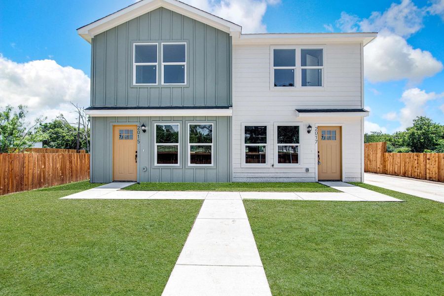 A showcase of a new construction home by NewPad Building Co., highlighting their design and quality (Image 5).