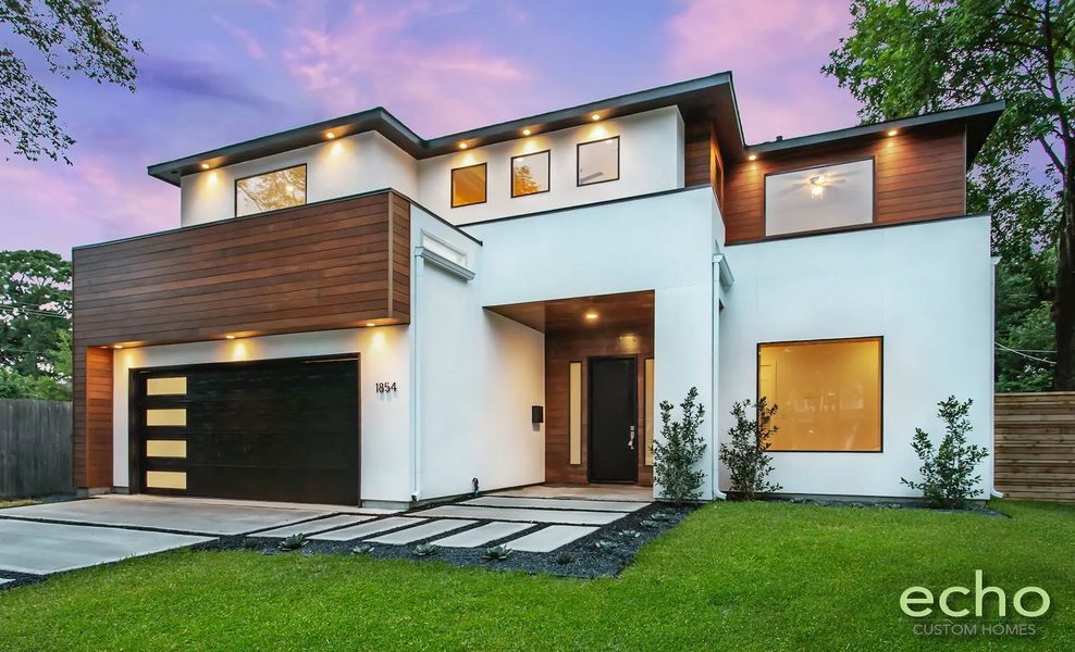 A showcase of a new construction home by Echo Custom Homes, highlighting their design and quality (Image 2). A showcase of a new construction home by Echo Custom Homes, highlighting their design and quality (Image 2).