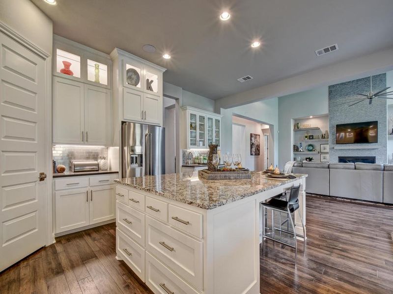 A showcase of a new construction home by Steve Klein Custom Builder, highlighting their design and quality (Image 18). A showcase of a new construction home by Steve Klein Custom Builder, highlighting their design and quality (Image 18).