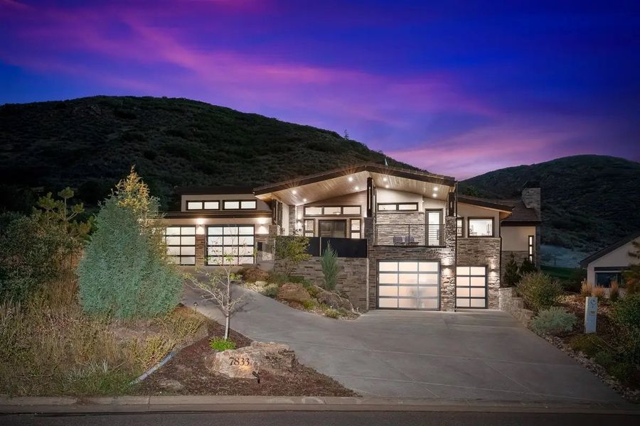 A showcase of a new construction home by Work Shop Colorado, highlighting their design and quality (Image 5).