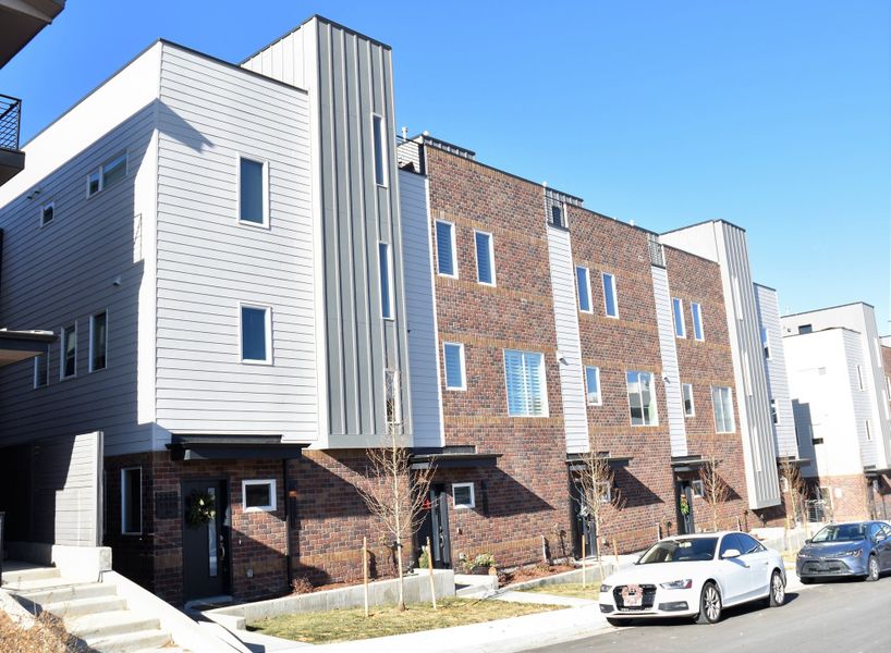 A showcase of a new construction home by Dawn Development, highlighting their design and quality (Image 12).