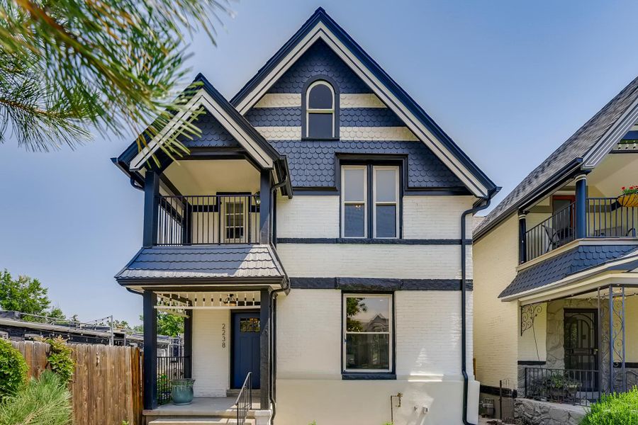 A showcase of a new construction home by Reed Design Builders, highlighting their design and quality (Image 8). A showcase of a new construction home by Reed Design Builders, highlighting their design and quality (Image 8).