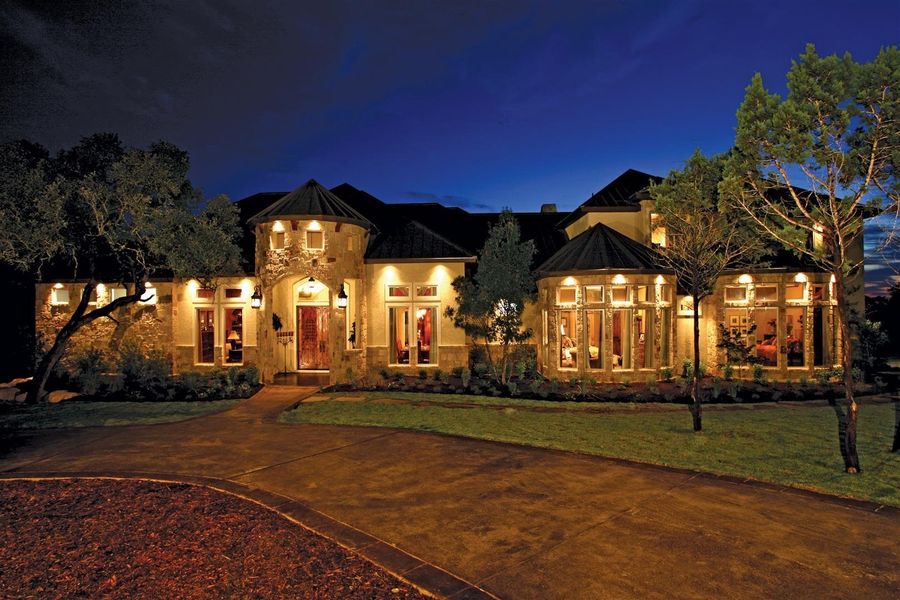 A showcase of a new construction home by Genesis Custom Homes, highlighting their design and quality (Image 5).