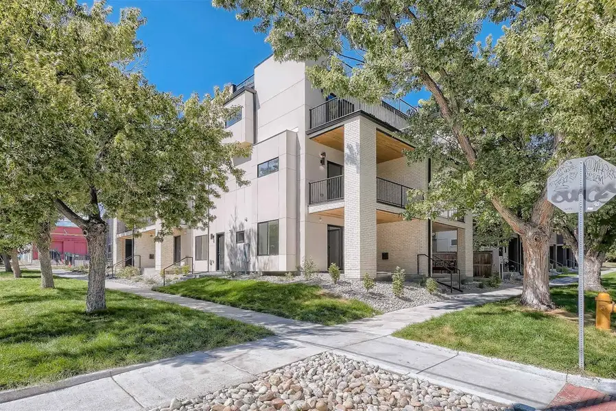 A showcase of a new construction home by Reed Design Builders, highlighting their design and quality (Image 4). A showcase of a new construction home by Reed Design Builders, highlighting their design and quality (Image 4).