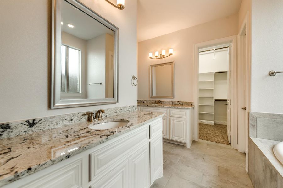 Image 10 of the Villas at Twin Creeks community in Allen, TX. Image 10 of the Villas at Twin Creeks community in Allen, TX.