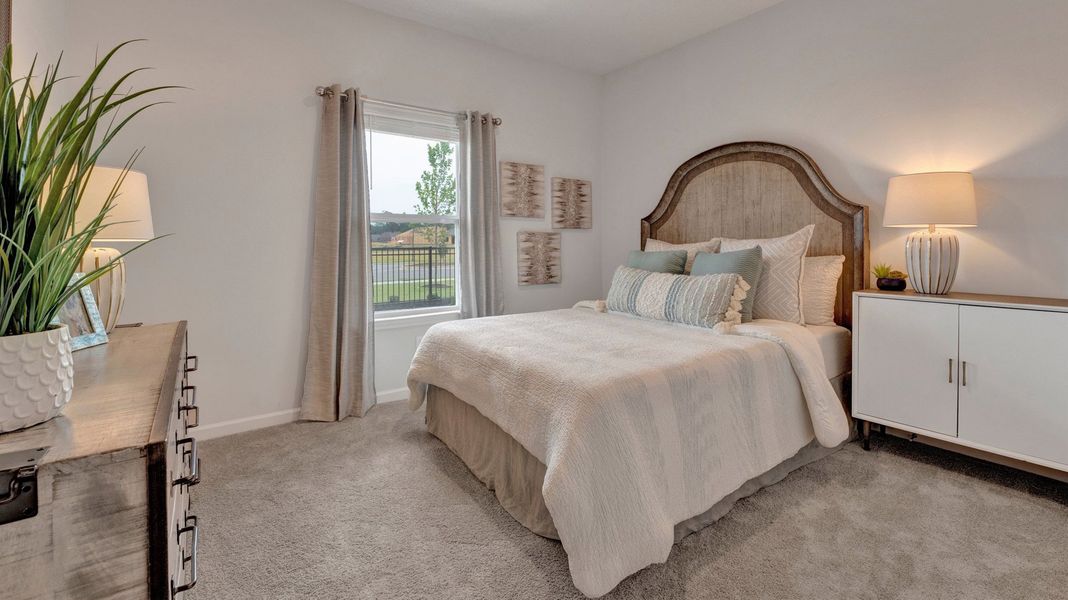 Furnished interior in a model home at Riverwood Gardens in Oakland (Image 40).