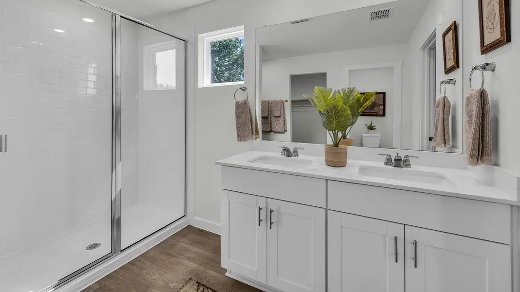 Furnished interior in a model home at Sonoma Oaks in Fredericksburg (Image 33).