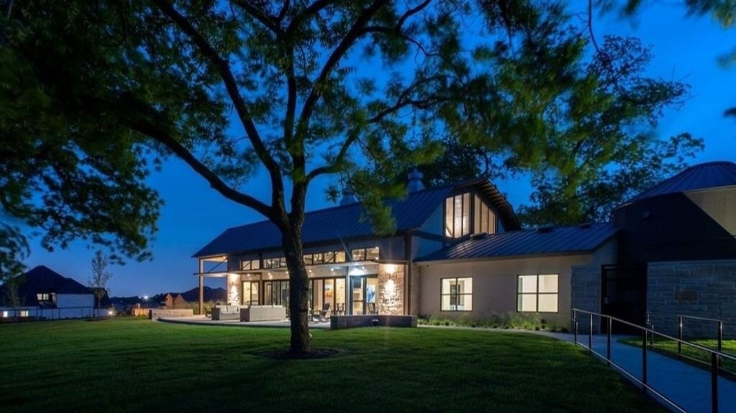 Image 46 of the Montgomery Farm Estates 90s - Darling community in Allen, TX.