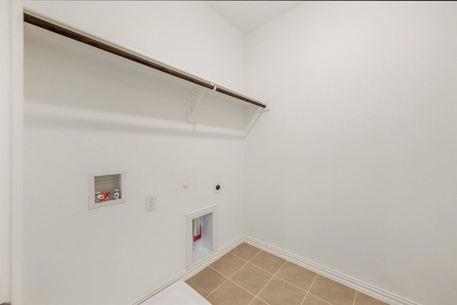 Image 55 of the Legends Crossing - Bungalows community in Irving, TX.