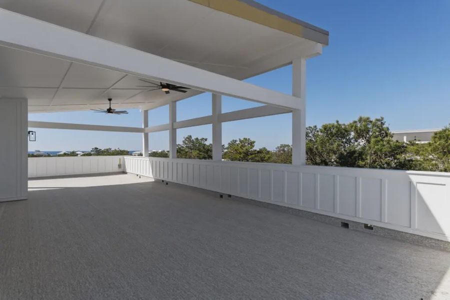 Exterior details of a home in Twin Palms, Inlet Beach (Image 6).