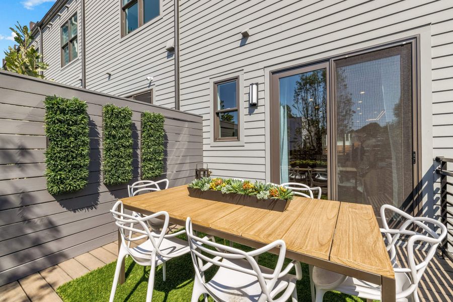 Exterior details of a home in Interlock, Atlanta (Image 6). Exterior details of a home in Interlock, Atlanta (Image 6).