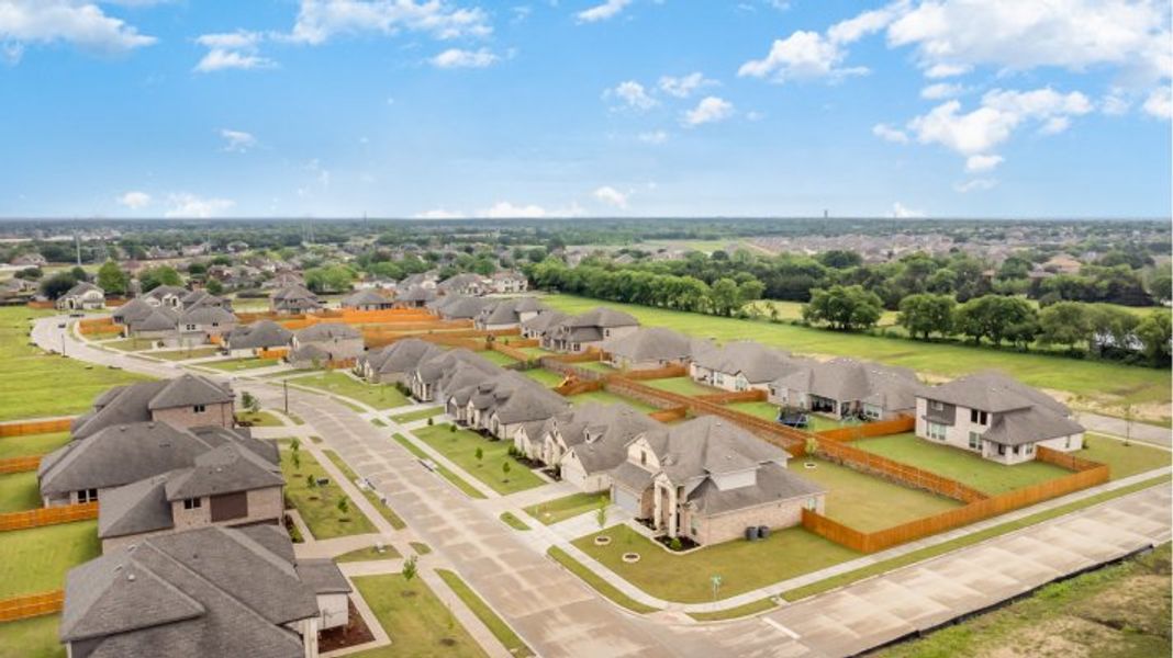 Aerial view of the Cole Crossing Estates community in DeSoto, TX, showing layout and nearby surroundings (Image 8).