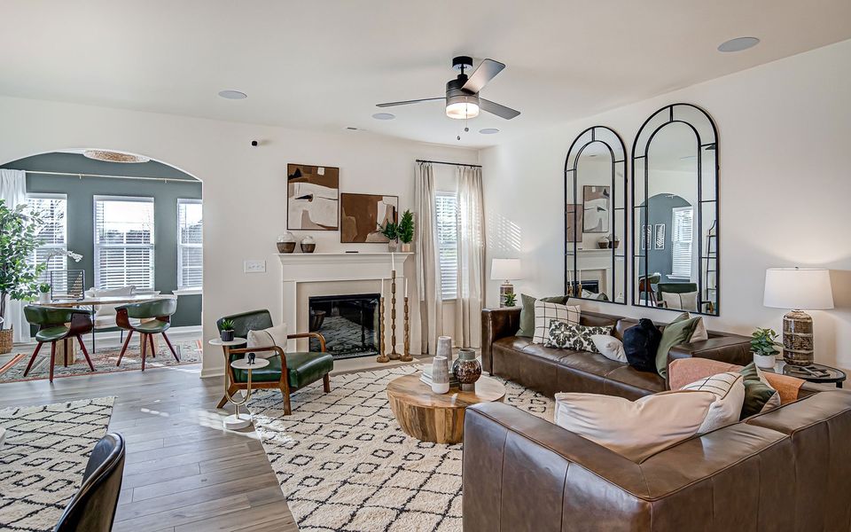 Great Room and Sunroom | Nantahala Plan Great Room and Sunroom | Nantahala Plan