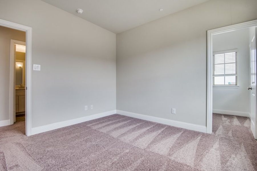 Image 17 of the Windhaven Crossing community in Lewisville, TX.