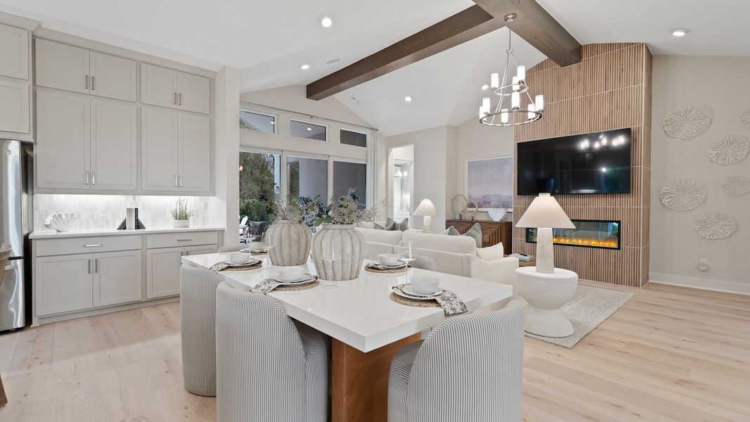 Furnished interior in a model home at Turnleaf 60' in Punta Gorda (Image 9).