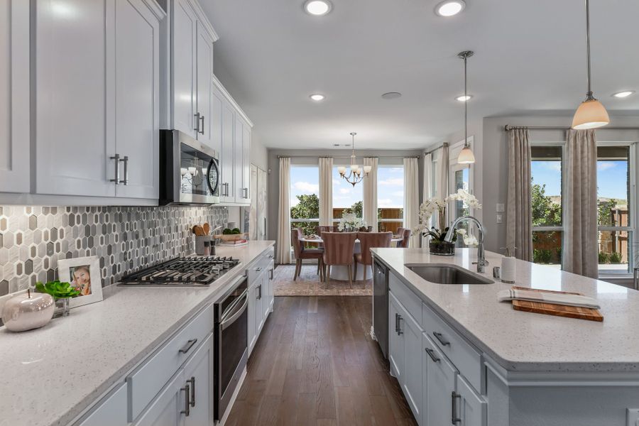 Castle Hills Northpointe Townhomes Kitchen by American Legend Homes