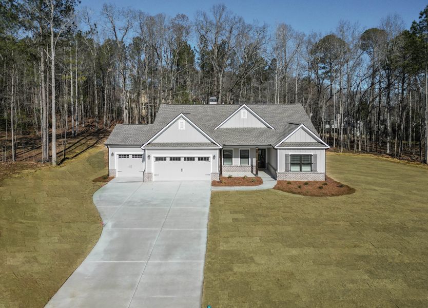 Front exterior of a home in the Red Oak Ridge community, located in Loganville, GA (Image 16). Front exterior of a home in the Red Oak Ridge community, located in Loganville, GA (Image 16).