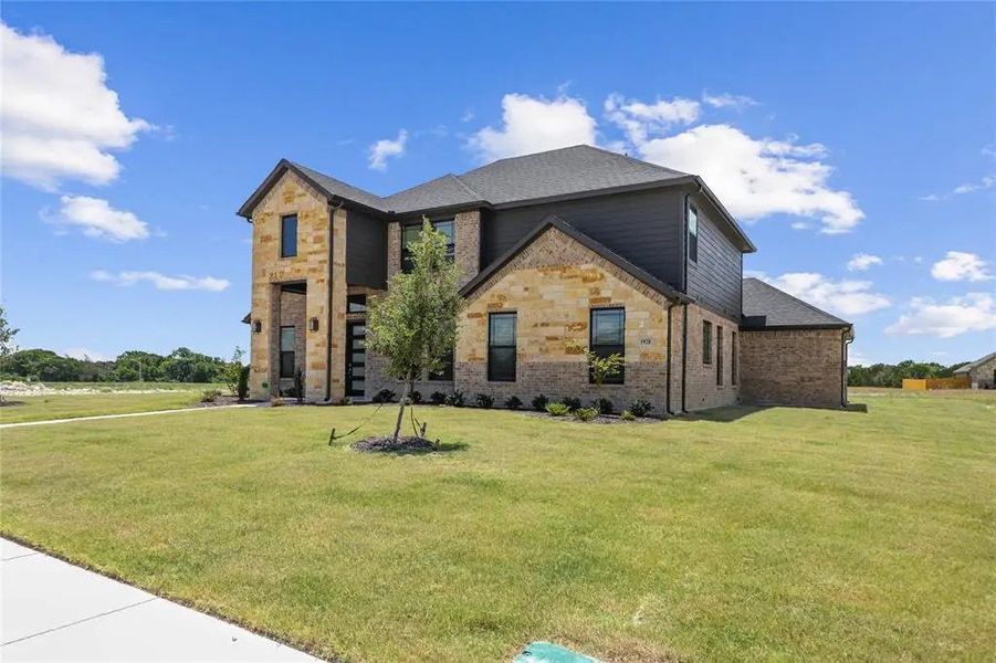 Image 11 of the Ten Mile Creek master-planned community in Celina, TX.