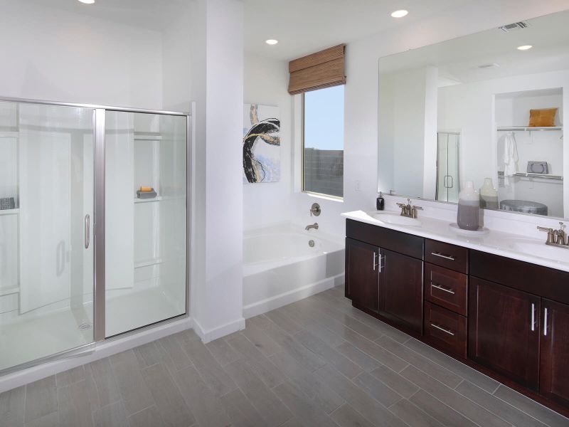 Enjoy the spa-like elegance of the primary suites at Coyote Ridge.