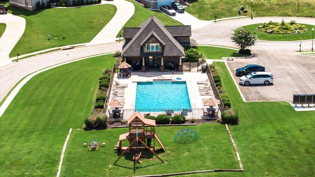 Community amenity available to residents of Hawks Landing in Apison (Image 12).