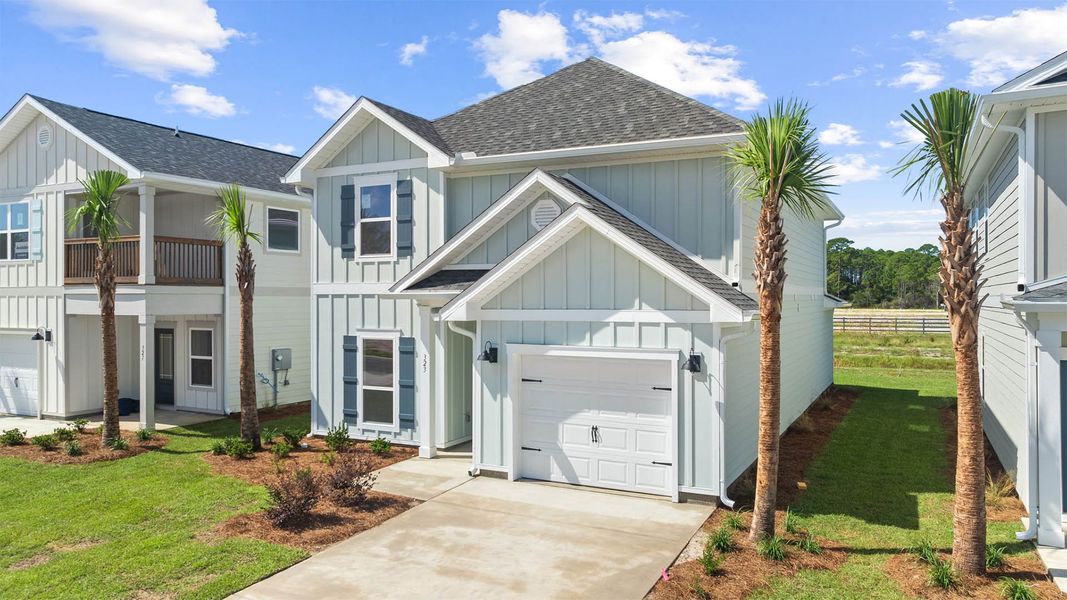 Image 13 of the Colonial East community in Panama City Beach, FL.