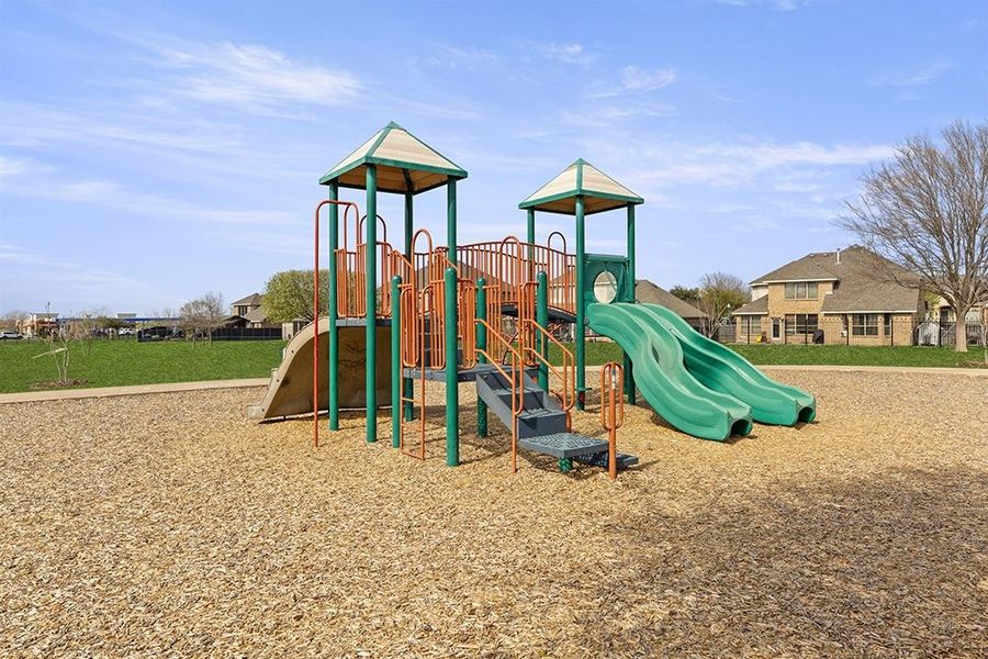 Image 35 of the The Villages of Fox Hollow community in Forney, TX.