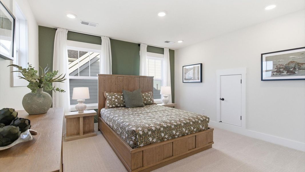 Furnished interior in a model home at Benjamin's Grove in Woodruff (Image 32).
