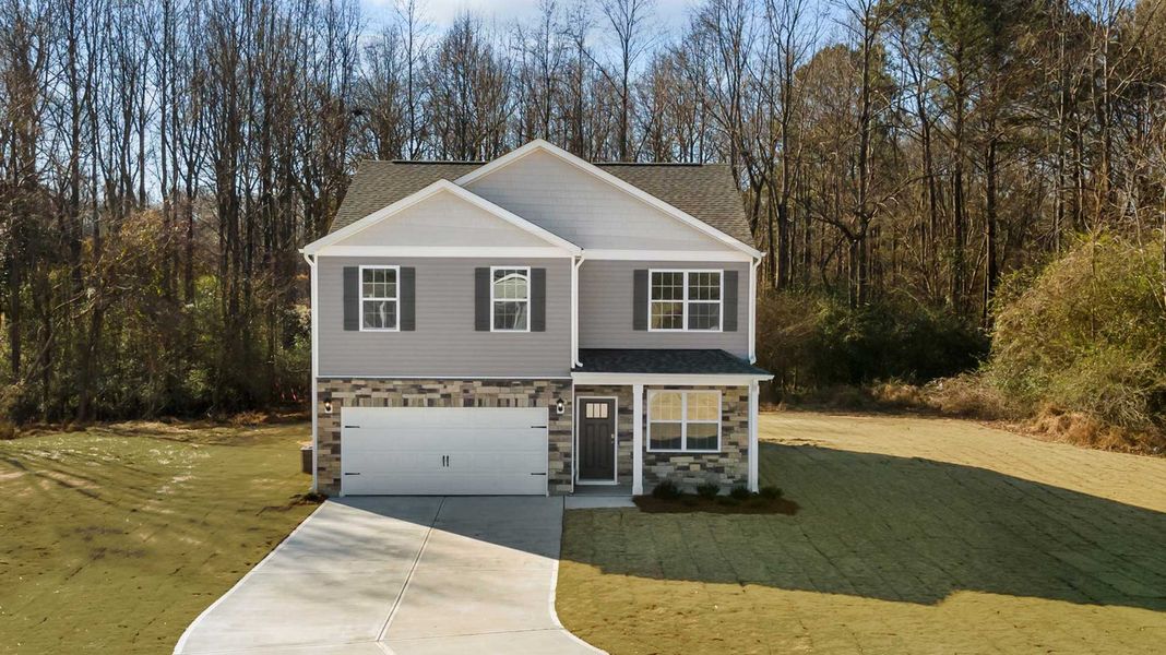 Front exterior of a home in the Bentridge community, located in Rocky Mount, NC (Image 15).