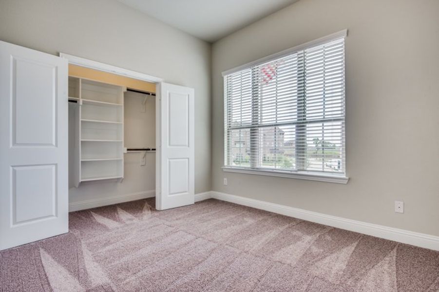 Image 20 of the Windhaven Crossing community in Lewisville, TX.