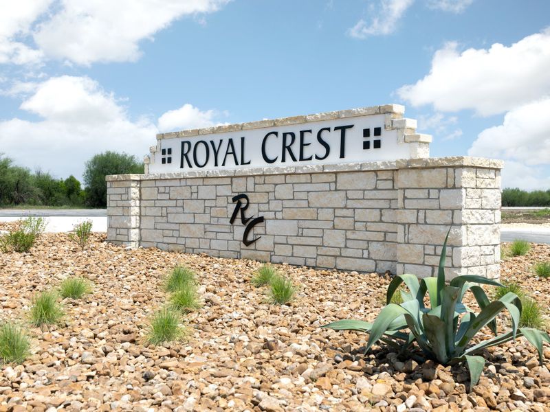 Entry monument of Royal Crest, a Meritage Homes community. Entry monument of Royal Crest, a Meritage Homes community.