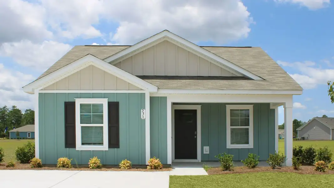 Front exterior of a home in the Fairways at Shaftesbury Glen community, located in Conway, SC (Image 3). Front exterior of a home in the Fairways at Shaftesbury Glen community, located in Conway, SC (Image 3).