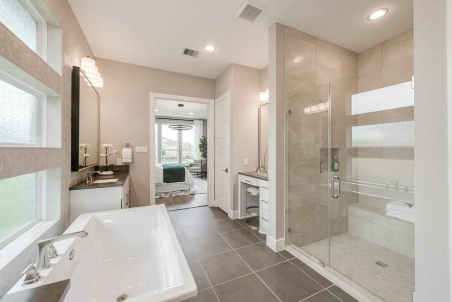 Image 20 of the Grayson Woods 60' community in Katy, TX.