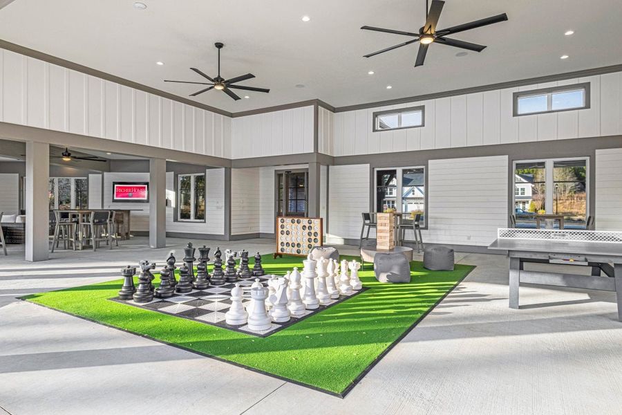 Community amenity available to residents of Twin Lakes in Hoschton (Image 4).