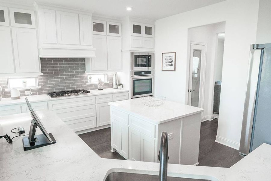 Furnished interior in a model home at Broadmoor Estates in Ovilla (Image 8).