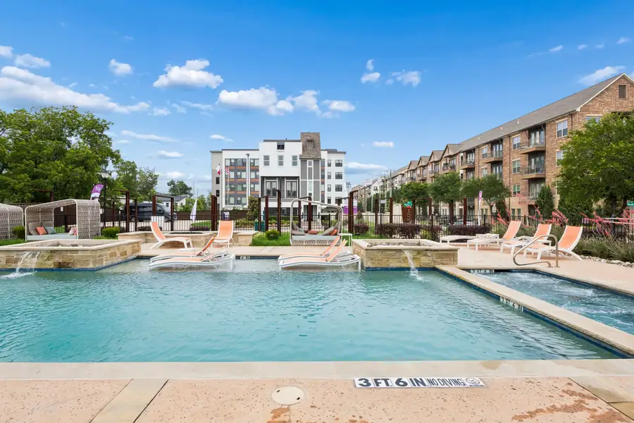 Condo located in SoHo Square, Dallas, highlighting architectural design (Image 5). Condo located in SoHo Square, Dallas, highlighting architectural design (Image 5).