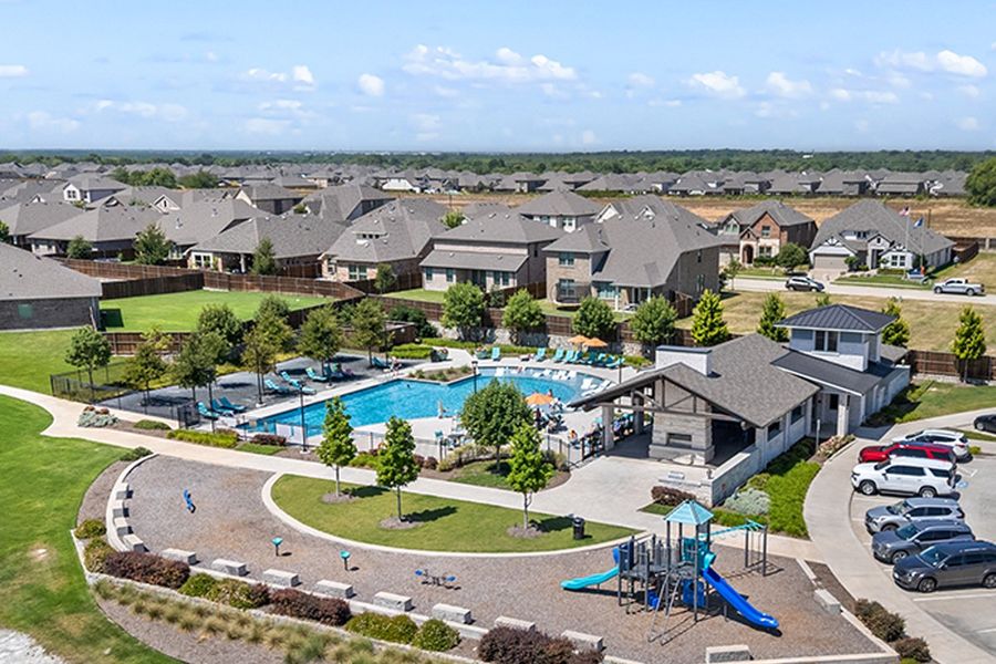Aerial view of the Meadow Run community in Melissa, TX, showing layout and nearby surroundings (Image 1). Aerial view of the Meadow Run community in Melissa, TX, showing layout and nearby surroundings (Image 1).