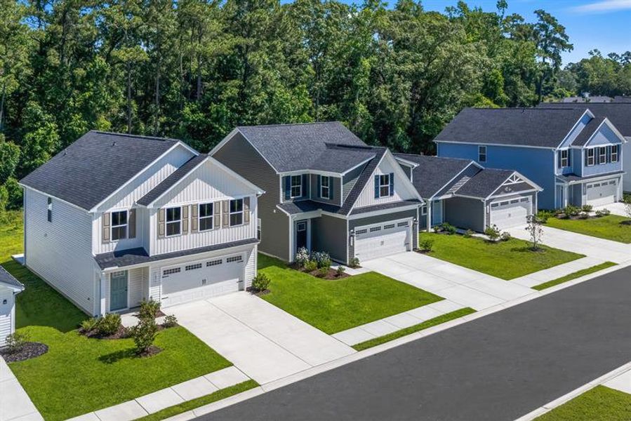 MULTIPLE FLOORPLANS OFFERING SINGLE-LEVEL LIVING OR UPSTAIRS RETREATS MULTIPLE FLOORPLANS OFFERING SINGLE-LEVEL LIVING OR UPSTAIRS RETREATS